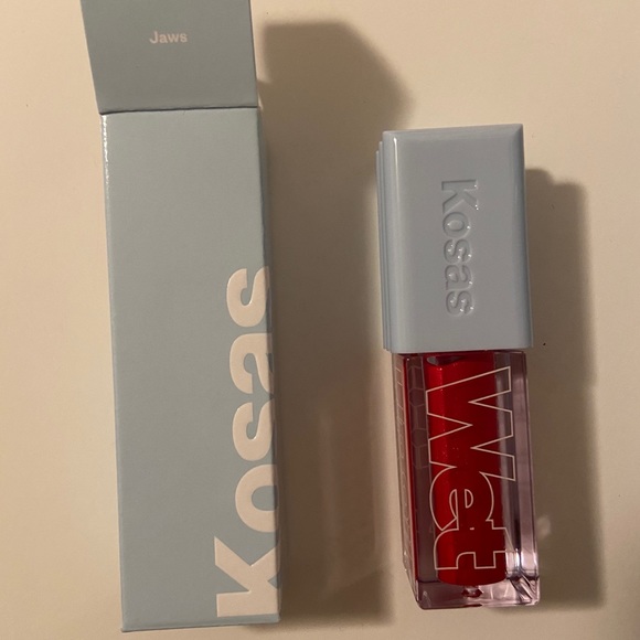 New KOSAS lip oil gloss in jaws